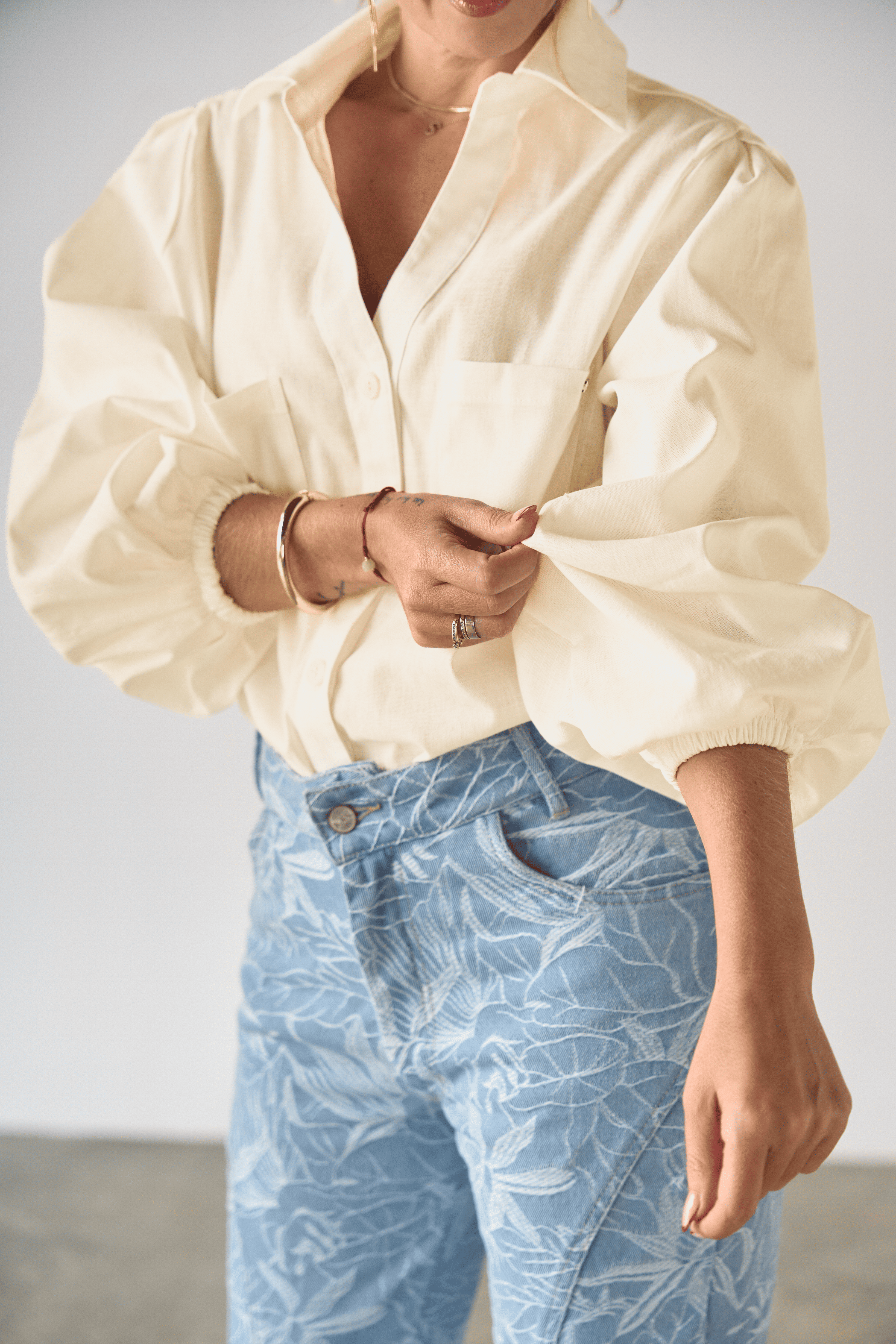 Camisa Yulia Amarilla – Sandra Posada x Boral